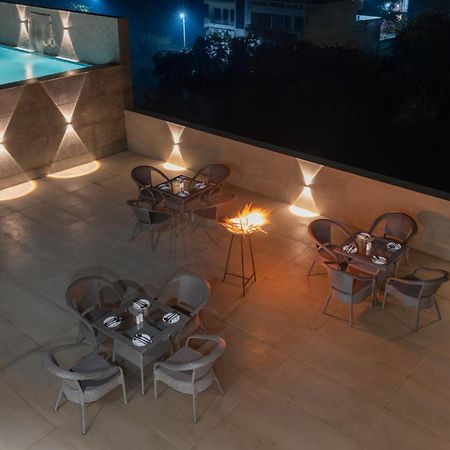 Clarks Inn Suites Agra Near Tajmahal المظهر الخارجي الصورة