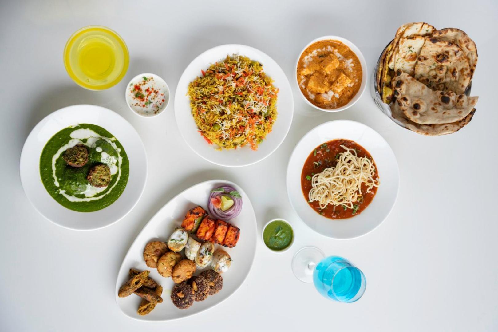 Clarks Inn Suites Agra Near Tajmahal المظهر الخارجي الصورة